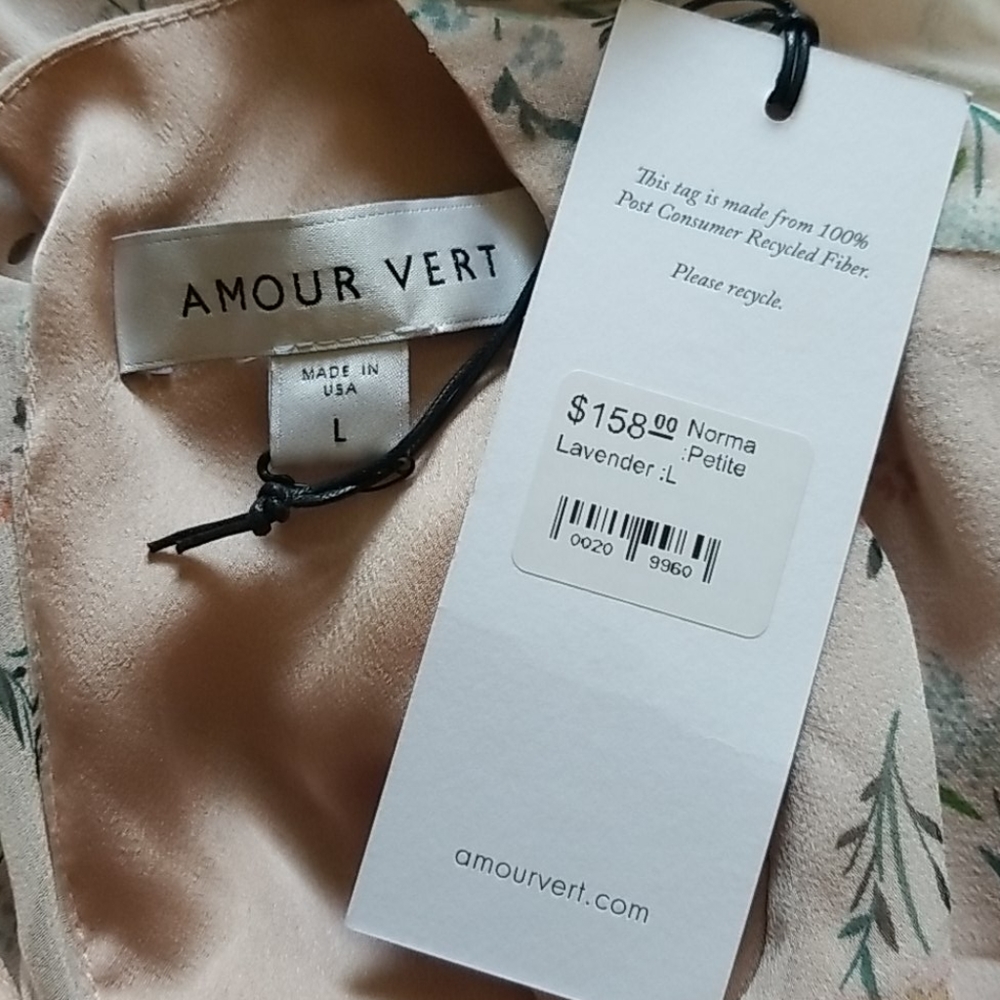Amour Vert Floral Peplum Blouse - Picture 4 of 4